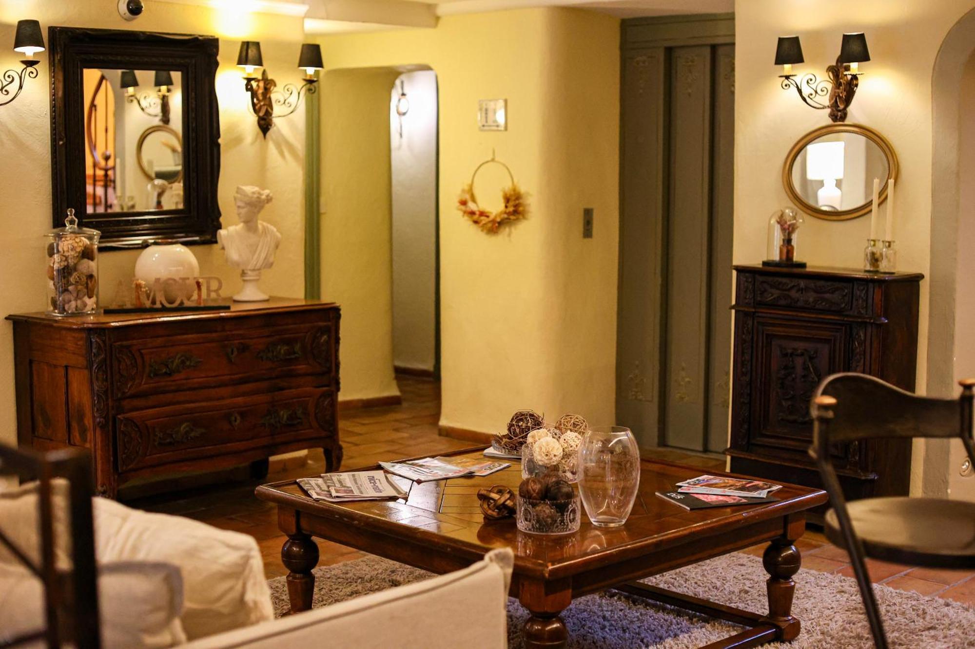 Hotel La Villa Sainte Valerie Adults Only Жуан-Ле-Пин Екстериор снимка