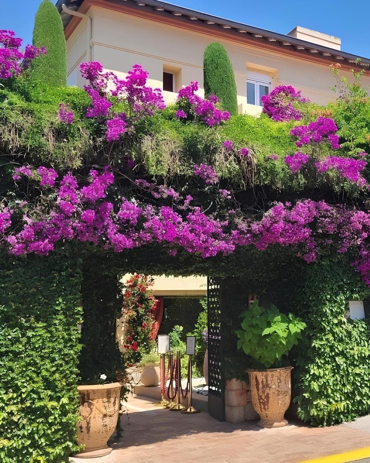 Hotel La Villa Sainte Valerie Adults Only Жуан-Ле-Пин Екстериор снимка