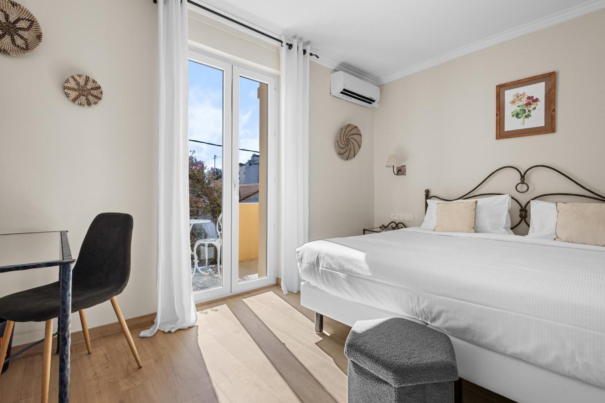 Hotel La Villa Sainte Valerie Adults Only Жуан-Ле-Пин Екстериор снимка