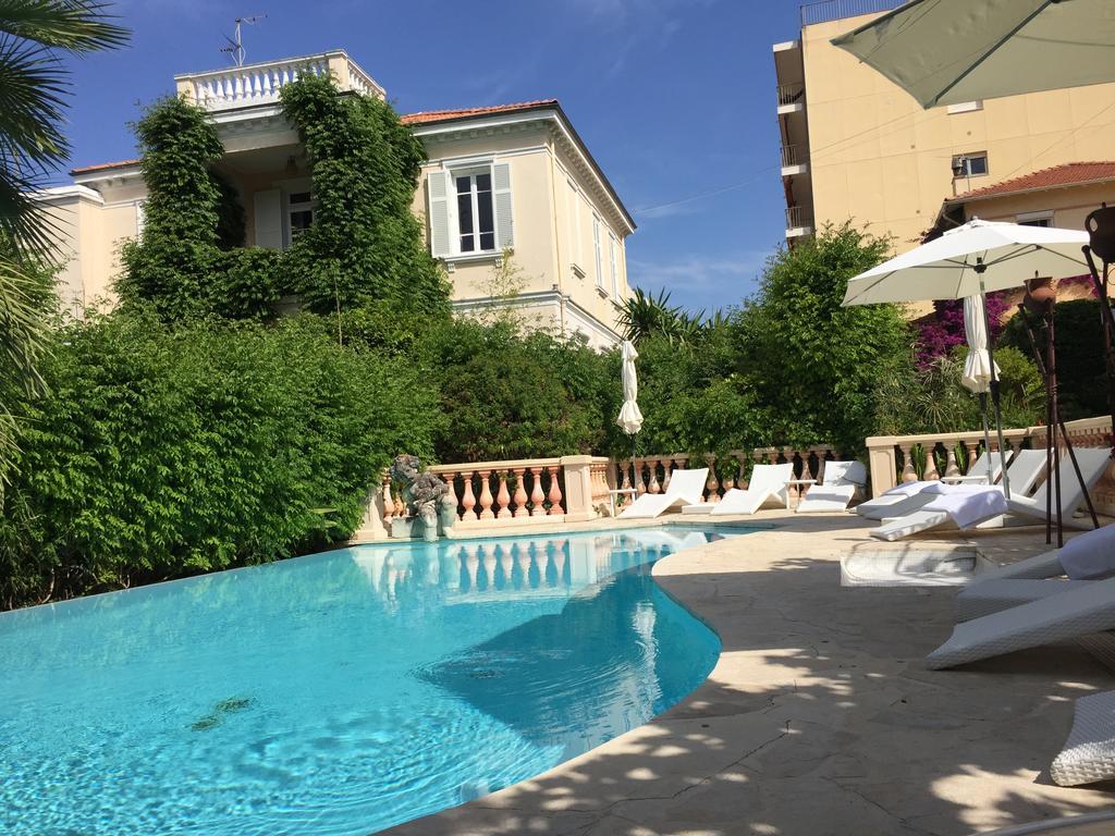 Hotel La Villa Sainte Valerie Adults Only Жуан-Ле-Пин Екстериор снимка