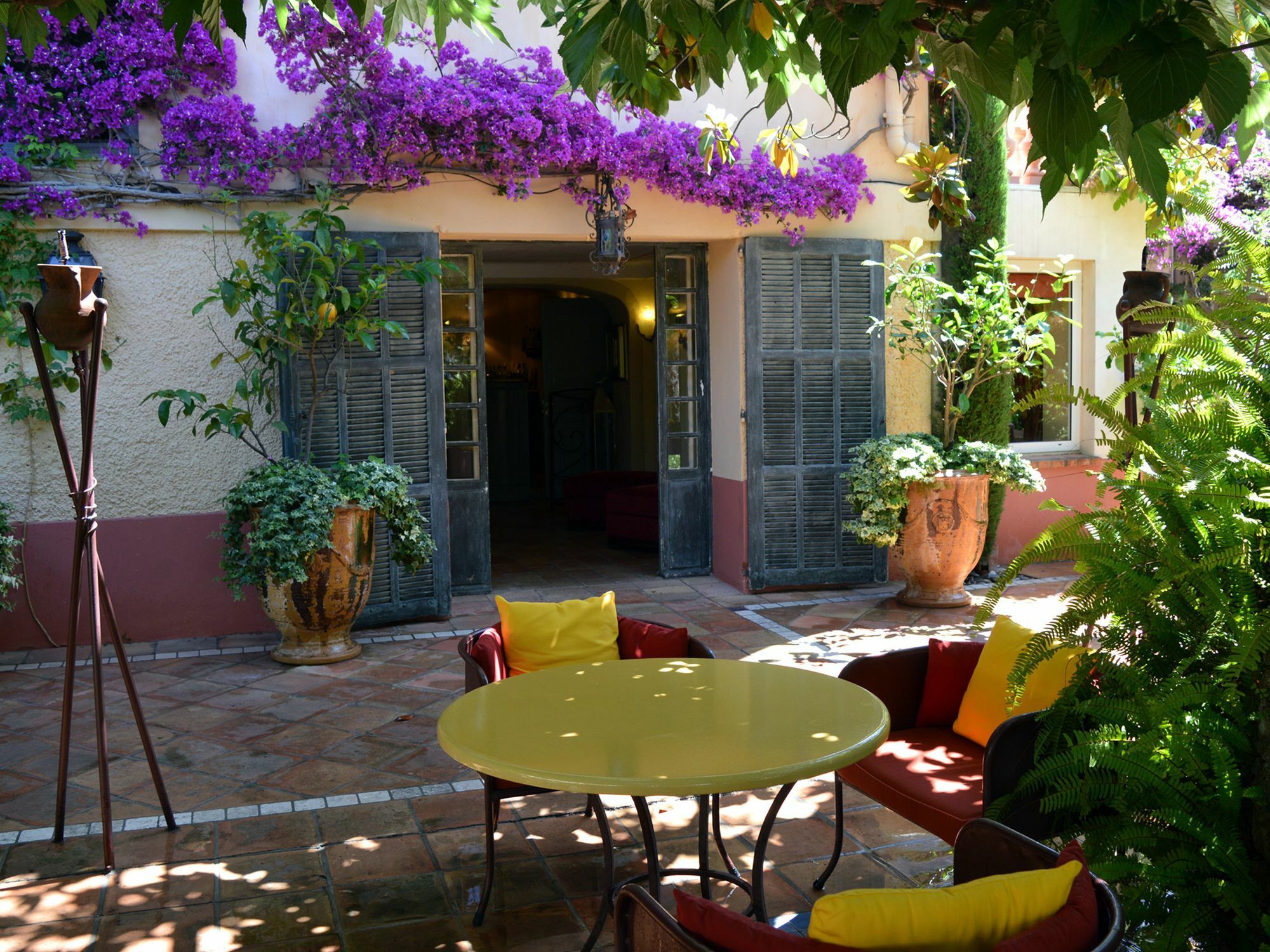 Hotel La Villa Sainte Valerie Adults Only Жуан-Ле-Пин Екстериор снимка