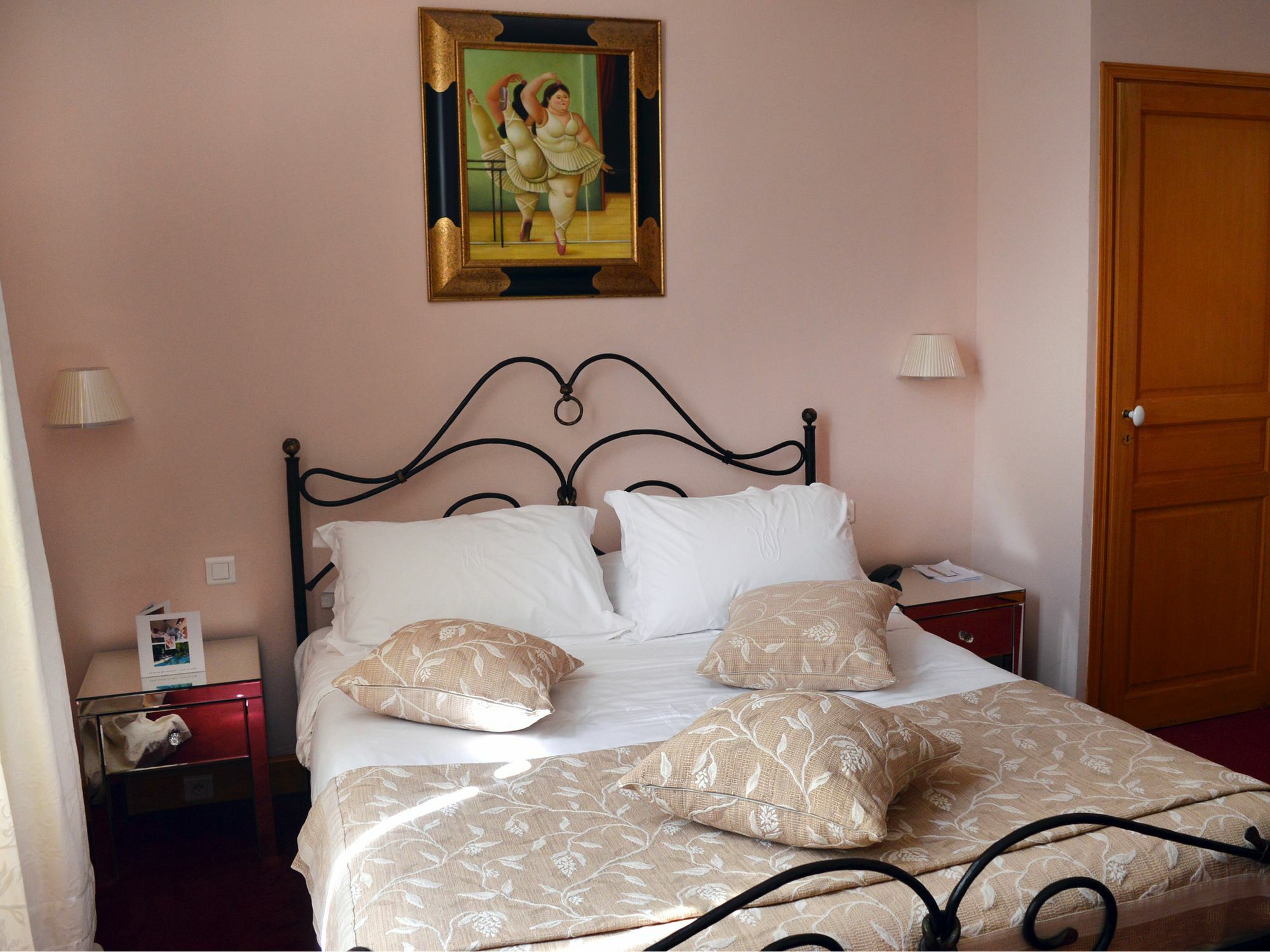 Hotel La Villa Sainte Valerie Adults Only Жуан-Ле-Пин Екстериор снимка